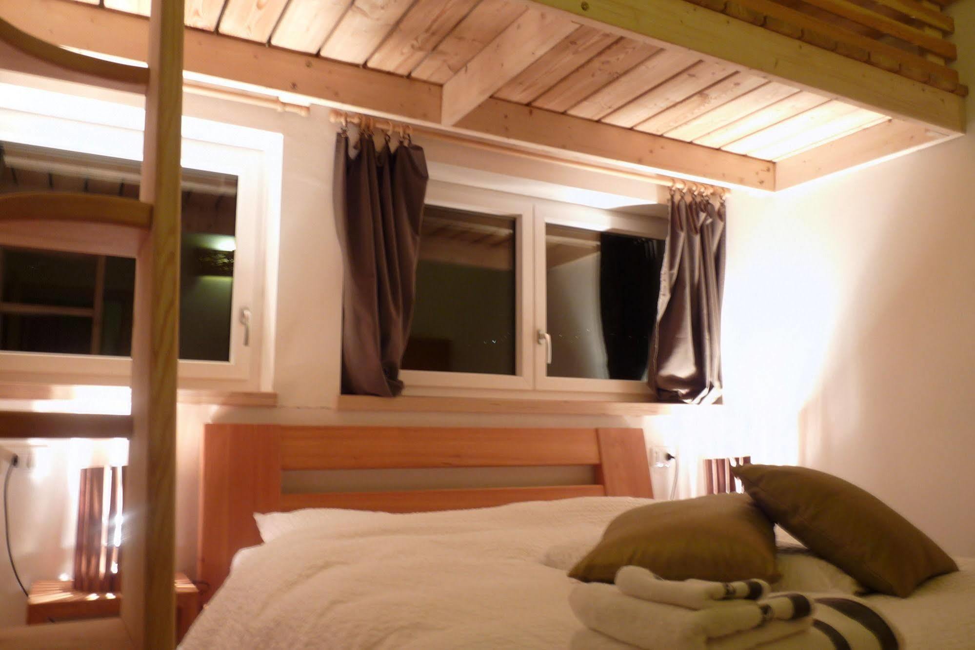 B&B Casa Sul Lago - Appartamenti Calceranica al Lago Kültér fotó